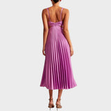 Katarina - Elegantna Haljina sa V-Izrezom i Plisiranim Suknjom